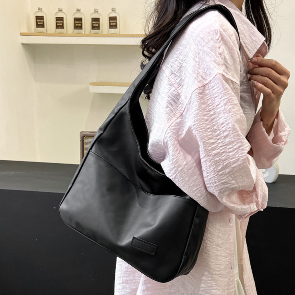Everyday Victoria Shoulder Bag